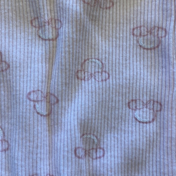NWT Disney infant 3-6 months pink 2 piece set with Minnie Mouse design on fabric - Picture 6 of 9